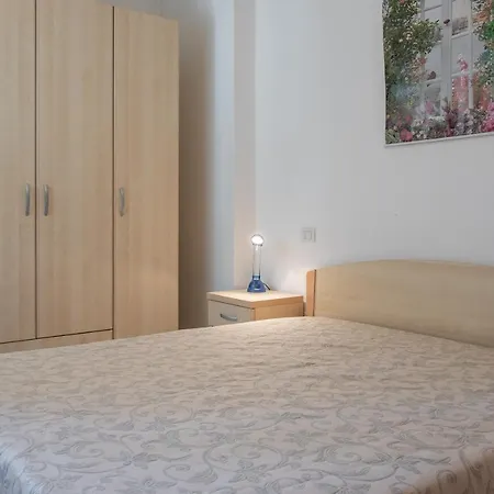 Galvani - Piano Terra 1 Camera Da Letto Apartman *