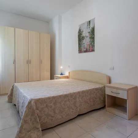 Galvani - Piano Terra 1 Camera Da Letto * Giulianova